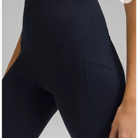 Lululemon Navy High-Waisted Leggings - Picture 5 of 11